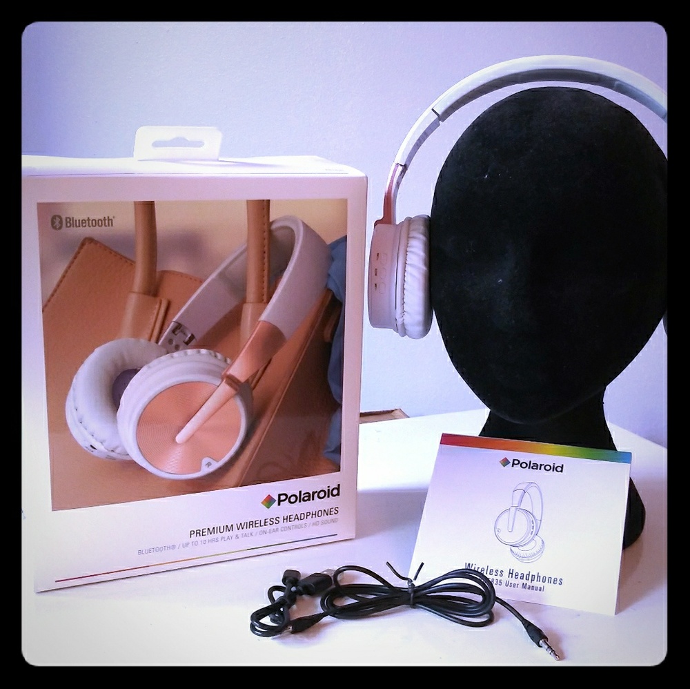 Polaroid Premium Wireless Headphones New